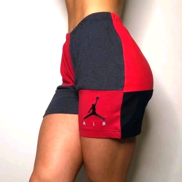Jordan Pants - JORDAN COLOR BLOCK SHORT S